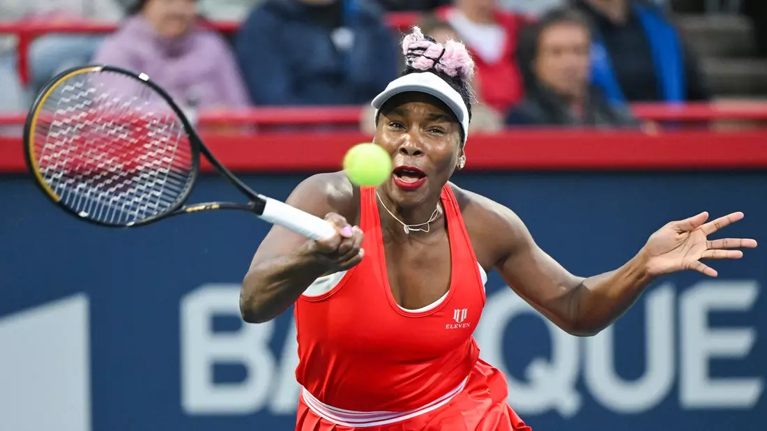 Venus Williams erreicht beim WTA-Turnier in Cincinnati die zweite Runde. - Bild: Graham Hughes/The Canadian Press/AP/dpa