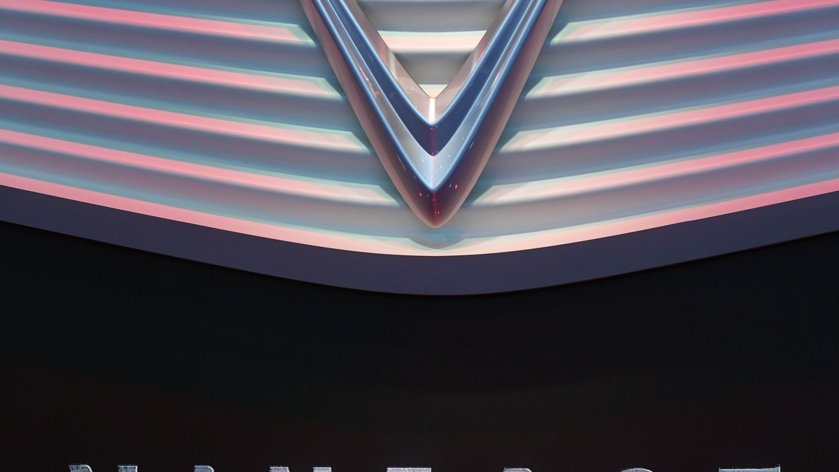 Der Autobauer Vinfast gehört dem Milliardär Pham Nhat Vuong. - Foto: Uli Deck/dpa