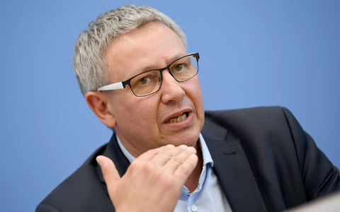 «Die Gefahr, dass nun der Eindruck erweckt wird, die Unfallflucht sei bloß ein Kavaliersdelikt, ist nicht von der Hand zu weisen», sagt Vize-Vorsitzende der Gewerkschaft der Polizei, Michael Mertens. - Foto: Britta Pedersen/dpa/Archiv