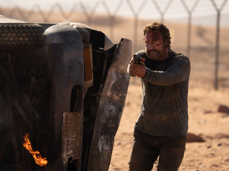 Tom Harris (Gerard Butler) schlägt sich durch. - Foto: Hopper Stone/Leonine/dpa