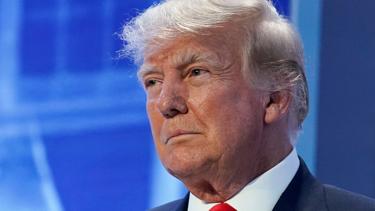 Der frühere US-Präsident Donald Trump muss möglicherweise in einem Gefängnis in Atlanta vorstellig werden. - Foto: Matt Rourke/AP/dpa