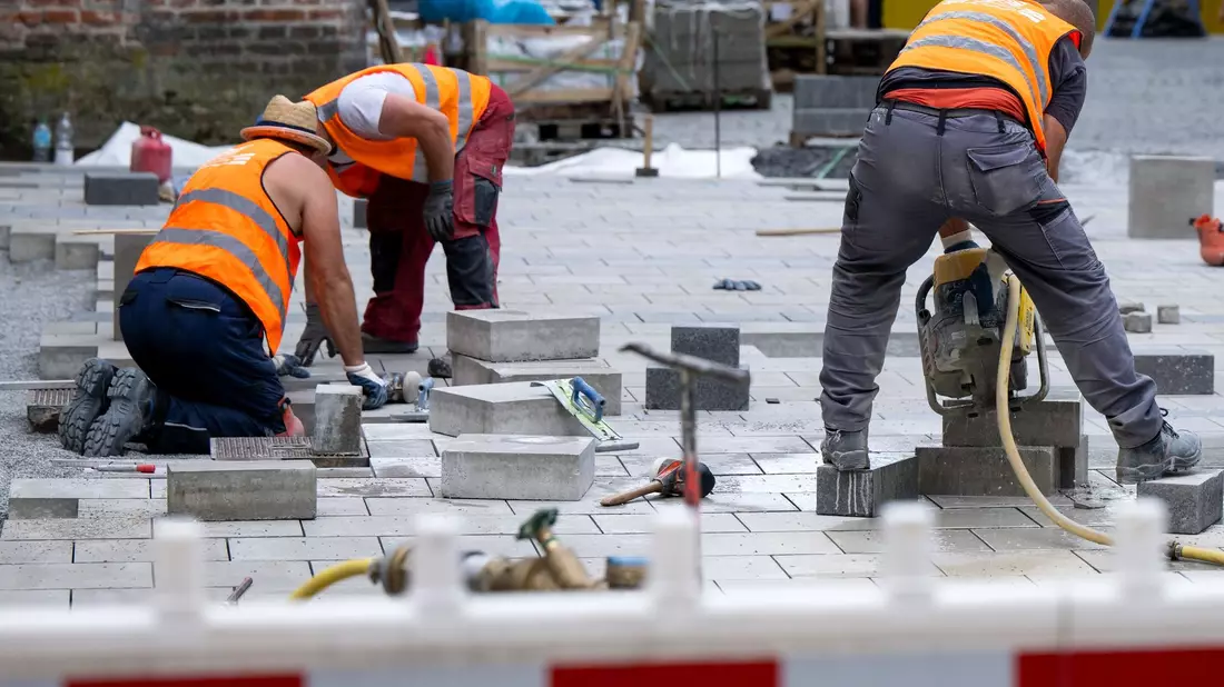 Die Wachstumsdynamik am Arbeitsmarkt lässt nach, so das Statistische Bundesamt. - Bild: Sven Hoppe/dpa