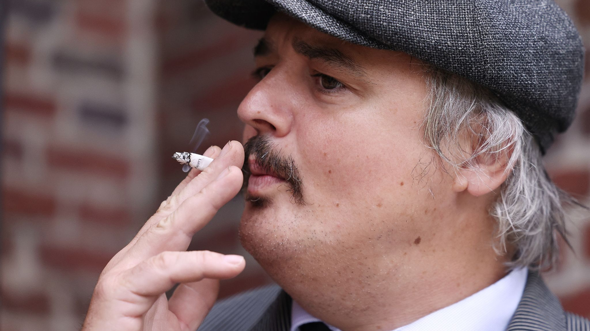 Peter Doherty gehört zu den Prominenten, die sich nebenbei in der Bildenen Kunst ausdrücken. - Foto: David Young/dpa