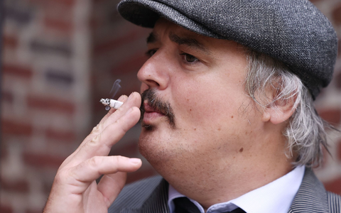 Peter Doherty gehört zu den Prominenten, die sich nebenbei in der Bildenen Kunst ausdrücken. - Foto: David Young/dpa