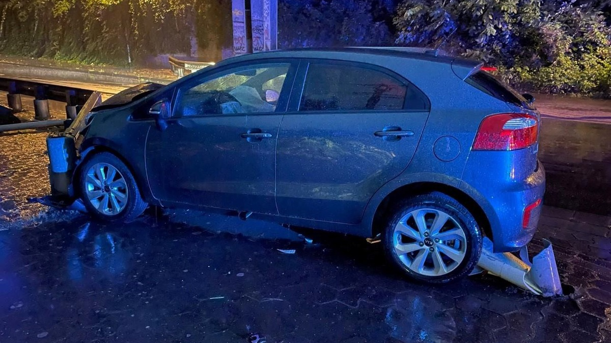 LPI-J: Ampel mitgenommen - Foto: presseportal.de