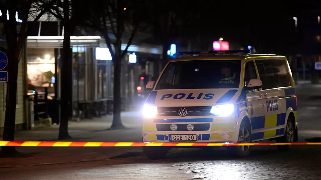 Nach mehreren Koranverbrennungen und anschließenden Drohungen aus dem Ausland hebt Schweden seine Terrorwarnstufe auf das zweithöchste Niveau an. - Bild: Mikael Fritzon/TT NEWS AGENCY/AP/dpa