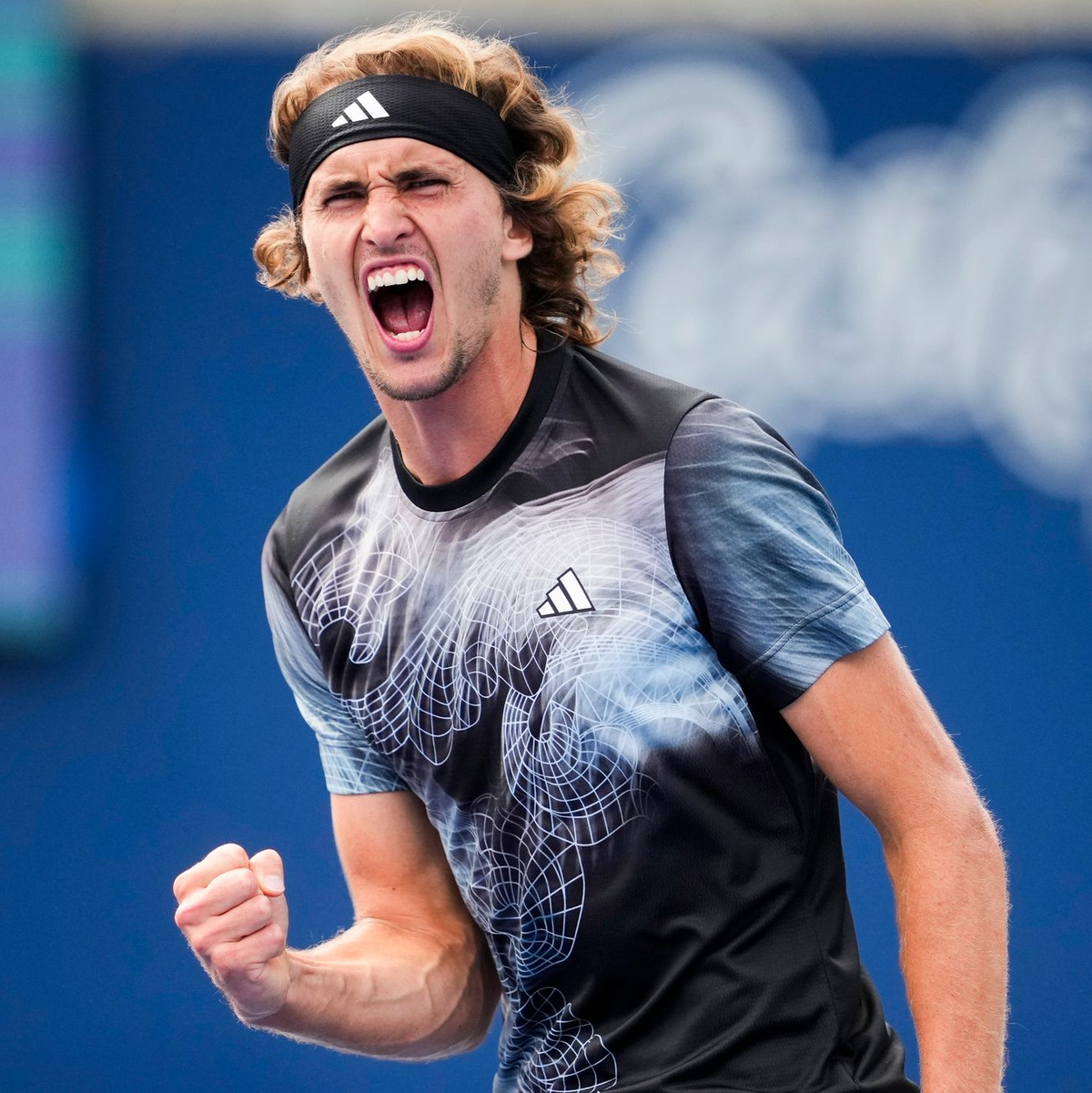 Setzte sich gegen den Japaner Yoshihito Nishioka mit 7:5 und 6:4 durch: Alexander Zverev. - Foto: Mark Blinch/The Canadian Press via AP/dpa/Archivbild