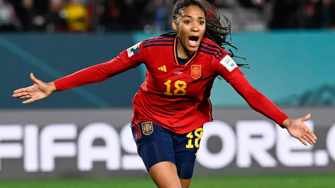 Die Spanierinnen setzen auf Salma Paralluelo. - Bild: Andrew Cornaga/AP/dpa
