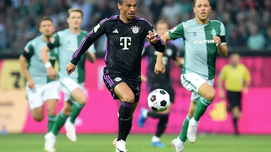 Bayerns Leroy Sane auf dem Weg zum 1:0. - Bild: Carmen Jaspersen/dpa