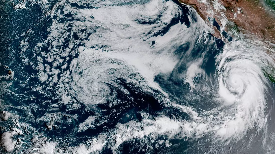 Der Pazifik-Hurrikan «Hilary» hat sich zu einem Sturm der Kategorie vier von fünf verstärkt. - Bild: Uncredited/NOAA/AP/dpa