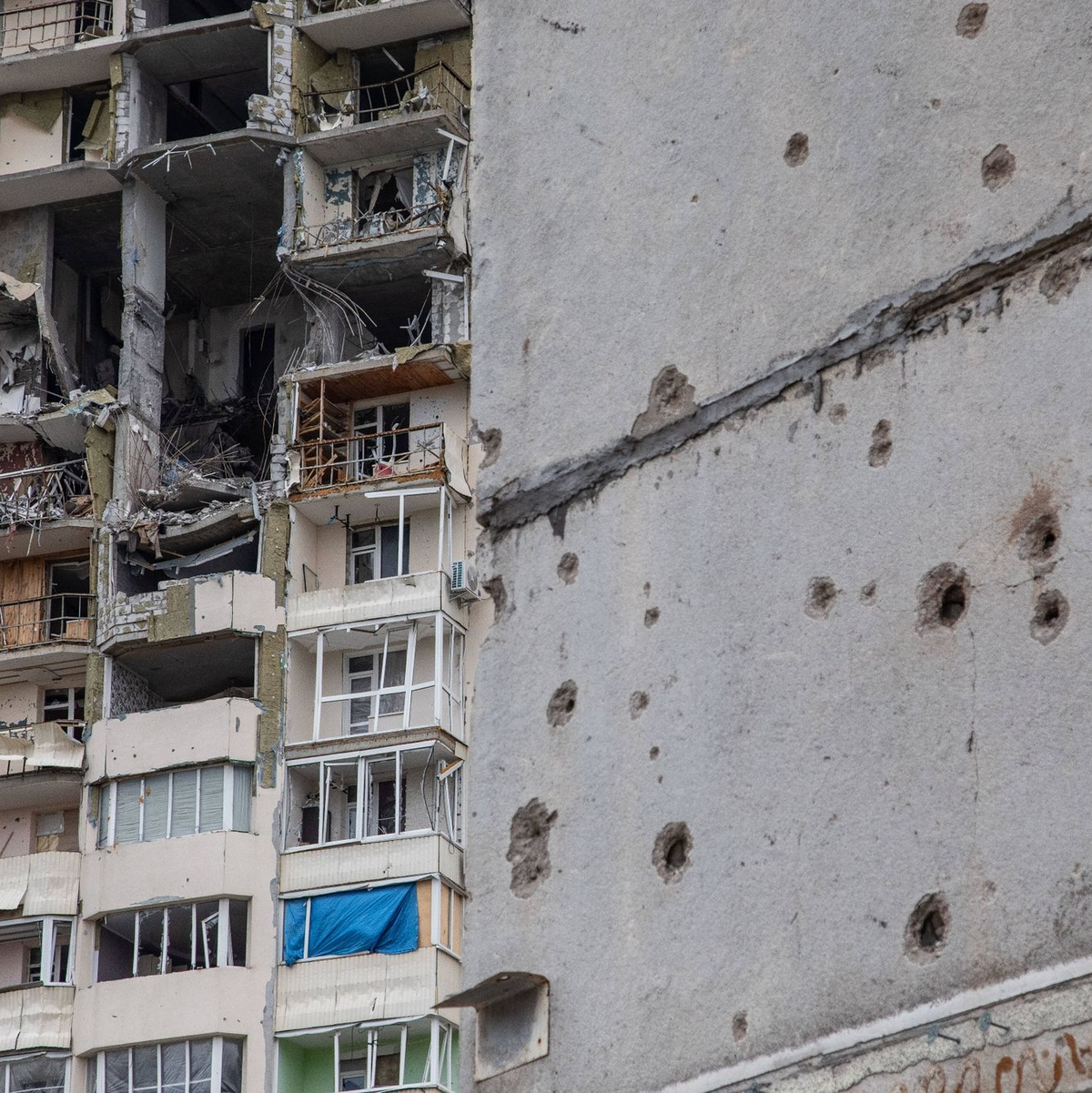 Bereits im vergangenen Sommer war Tschernihiw das Ziel eines russischen Luftangriffs. (Archiv) - Foto: Michal Burza/ZUMA Press Wire/dpa