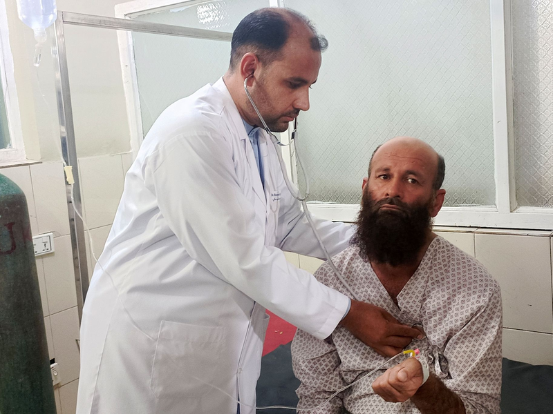 Die Unterfinanzierung des afghanischen Gesundheitssektors könnte gravierende Folgen für acht Millionen Menschen im Land haben, warnt die WHO. - Foto: Nabila Lalee/dpa