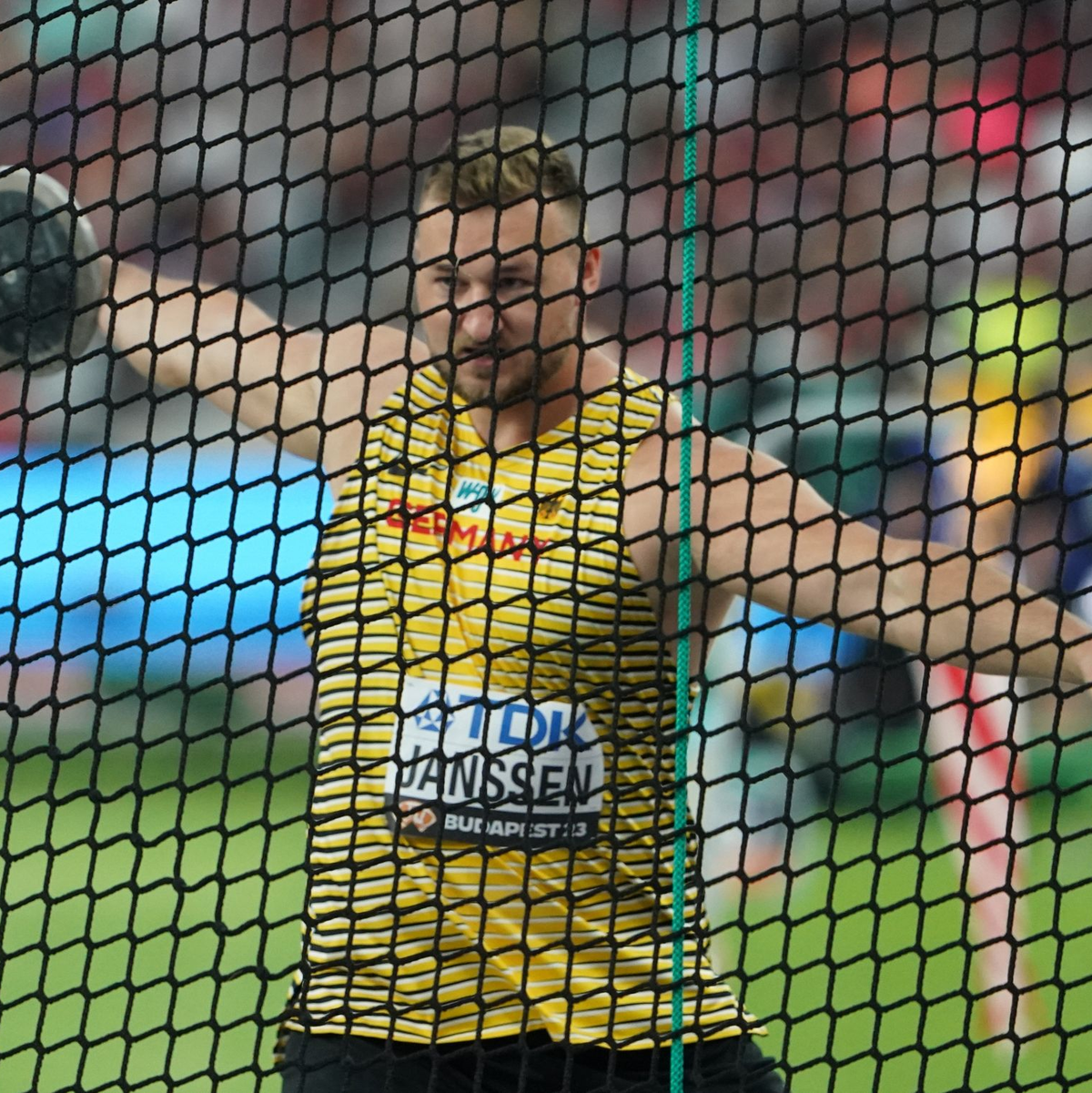 Diskuswerfer Henrik Janssen hat sich bei der WM in Budapest ins Finale gezittert. - Foto: Marcus Brandt/dpa