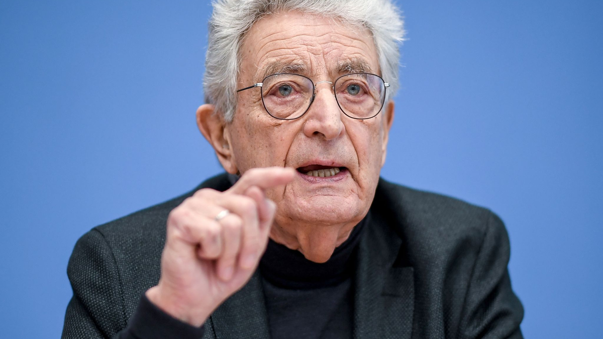 «Die AfD ist die größte Gefahr für unsere Demokratie seit Gründung der Bundesrepublik vor 74 Jahren», warnt Gerhart Baum. - Foto: Britta Pedersen/dpa-Zentralbild/dpa