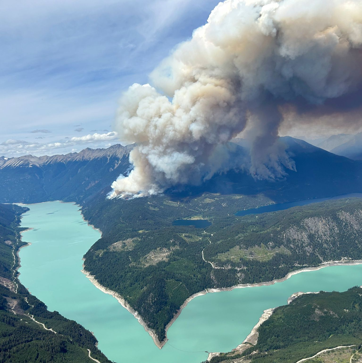 Waldbrände in der Nähe des Downton Lake im südlichen Teil von British Columbia. - Foto: -/XinHua/dpa