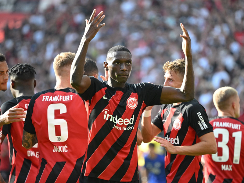 Frankfurts Randal Kolo Muani war mit seinem Treffer der Matchwinner im Hessen-Derby. - Foto: Arne Dedert/dpa