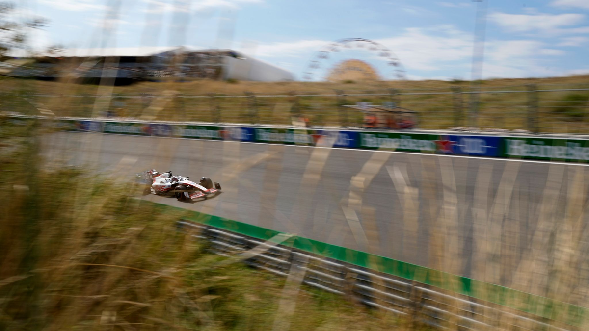 Die Formel 1 will klimaneutral werden. - Foto: Peter Dejong/AP/dpa