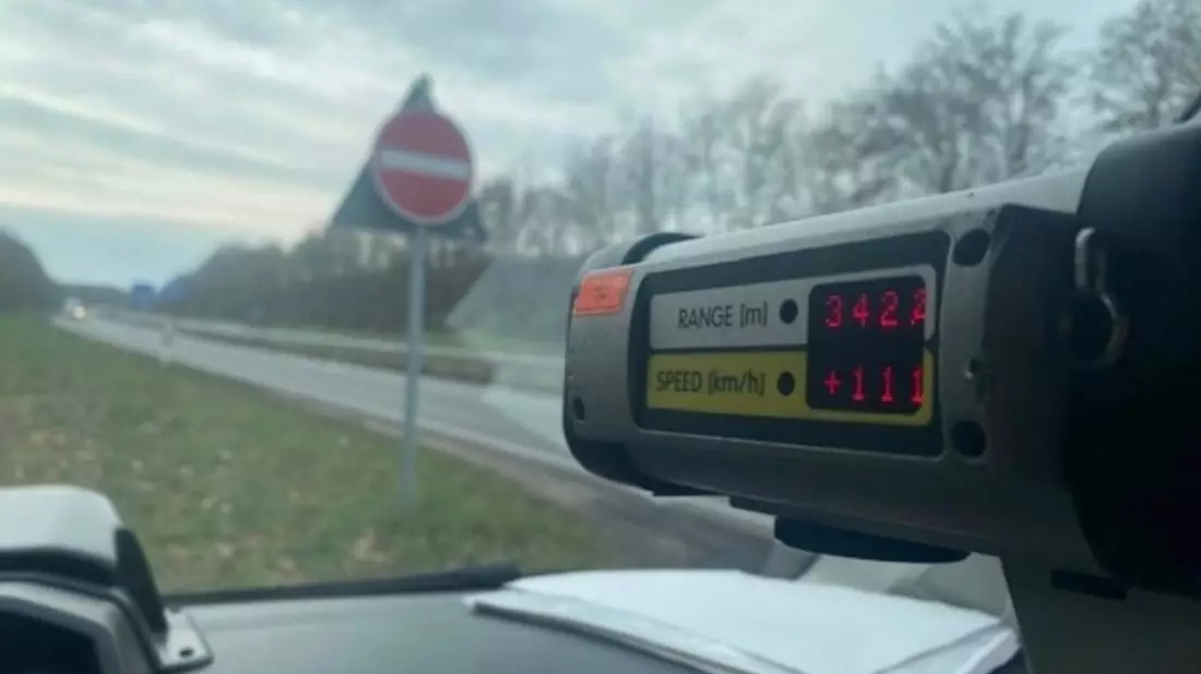 FW-GL: Die Feuerwehr Bergisch Gladbach reaktiviert ihre Behördenfahrschule - Bild: presseportal.de