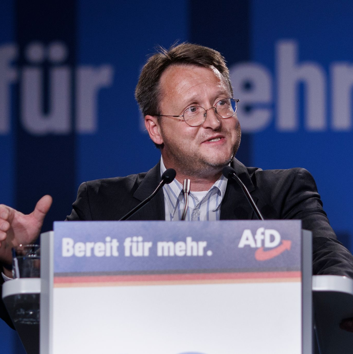 Robert Sesselmann (AfD), neuer Landrat des Kreises Sonneberg in Thüringen. - Foto: Carsten Koall/dpa