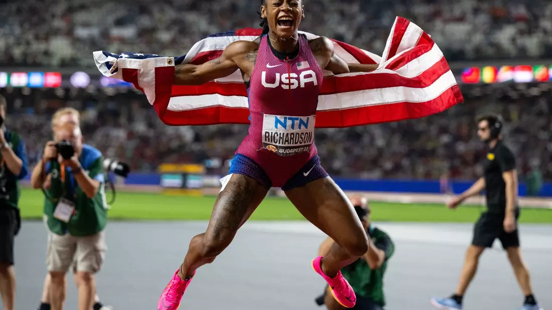 Die US-Amerikanierin Sha'carri Richardson stellte alle Konsumentinnen in den Schatten und setzte sich die WM-Krone auf. - Bild: Sven Hoppe/dpa