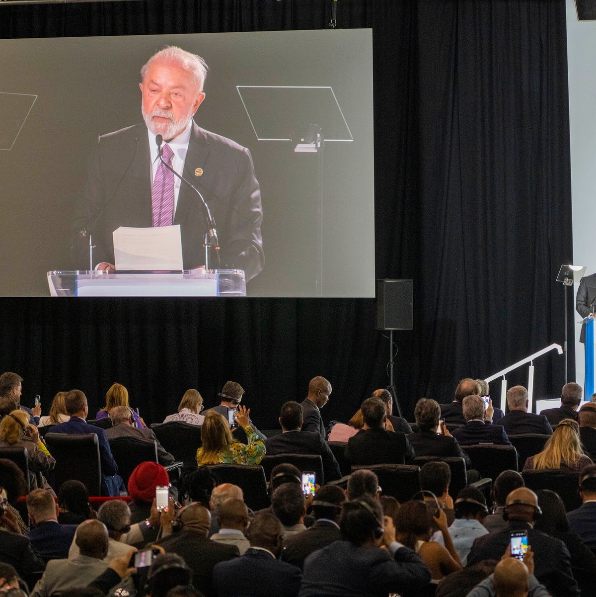 Der brasilianische Präsident Luiz Inácio Lula da Silva spricht sich für ein schnelles Ende des Ukraine-Konflikts aus. - Foto: Jerome Delay/AP/dpa