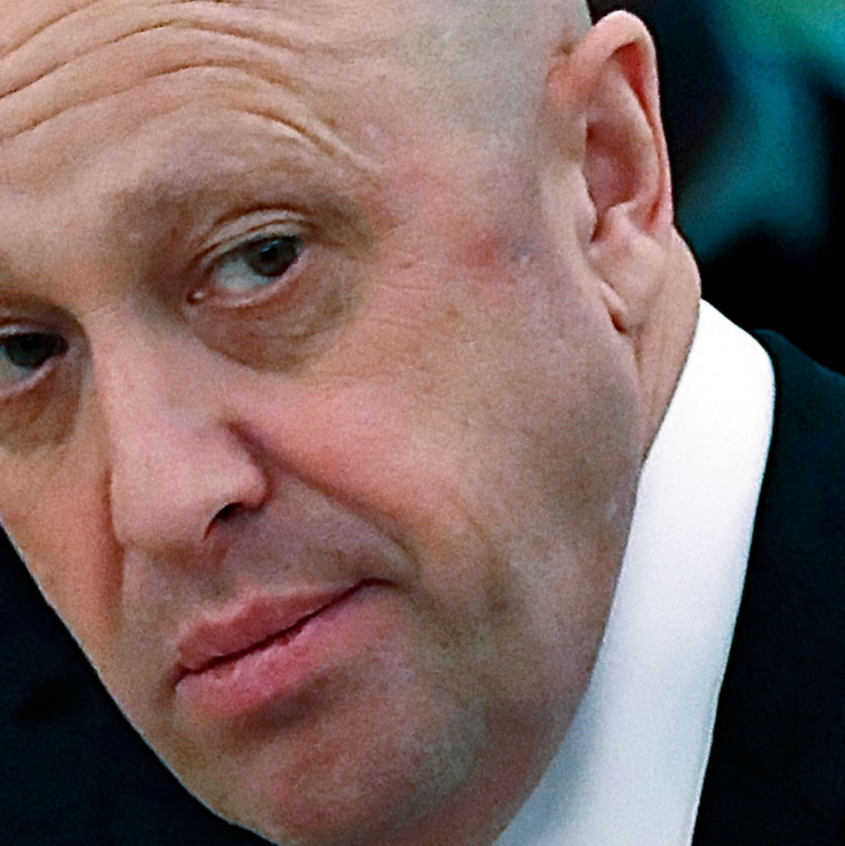 Die Behörden bestätigten sehr schnell, Prigoschin habe auf der Passagierliste der abgestürzten Maschine gestanden. - Foto: Sergei Ilnitsky/Pool EPA/AP/dpa