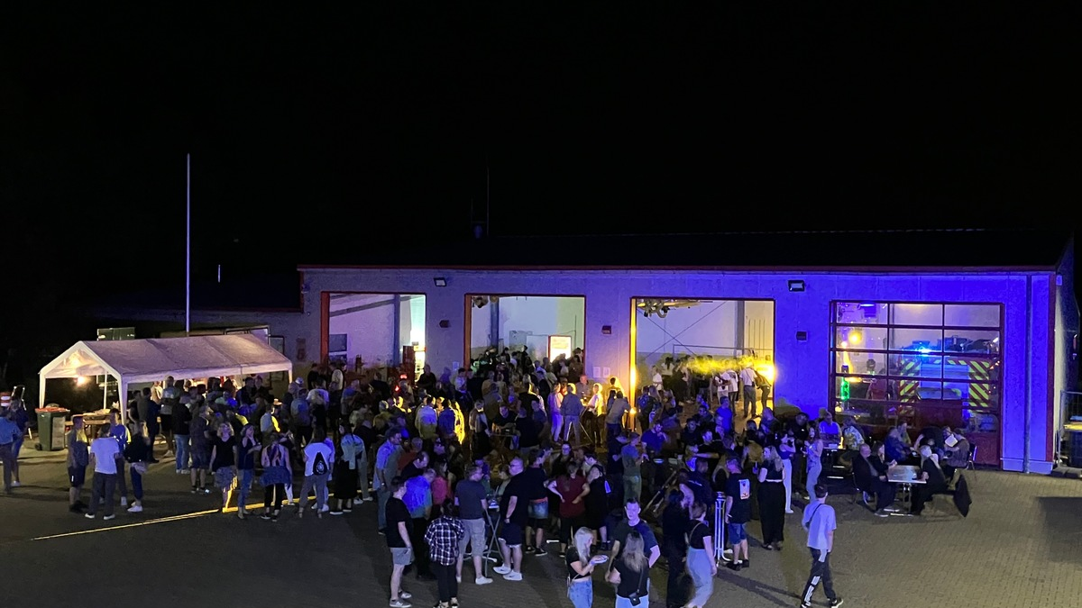 POL-VDMZ: BAB 61, PP Wiesbach -70Prozent Beanstandungsquote- Kontrolle des gewerblichen Güterverkehrs - Foto: presseportal.de