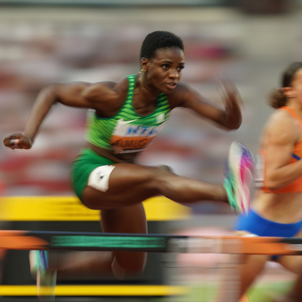 Hat ihren Titel bei den Leichtathletik-Weltmeisterschaften verloren: Tobi Amusan. - Foto: Marcus Brandt/dpa
