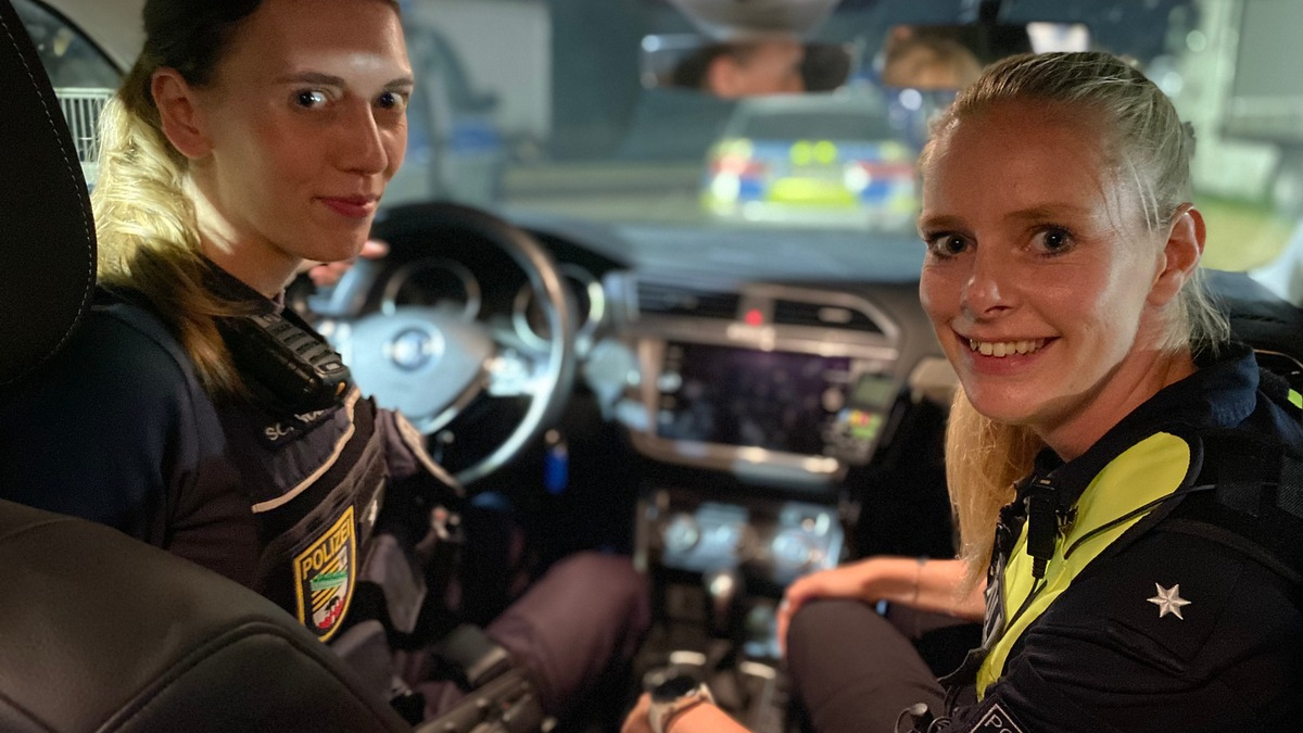 POL-D: Badeverbot im Rhein - Doppelstreifen: Polizei unterstützt weiterhin die Stadt Düsseldorf und appelliert an alle Bürgerinnen und Bürger - Foto: presseportal.de