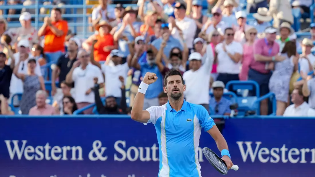 Der Serbe Novak Djokovic freut sich, wieder bei den US Open dabei zu sein. - Bild: Aaron Doster/AP/dpa