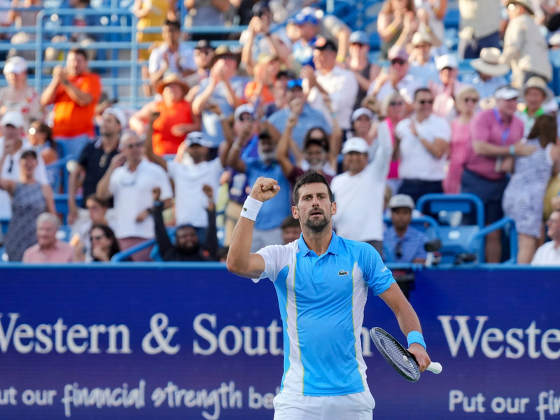 Der Serbe Novak Djokovic freut sich, wieder bei den US Open dabei zu sein. - Foto: Aaron Doster/AP/dpa
