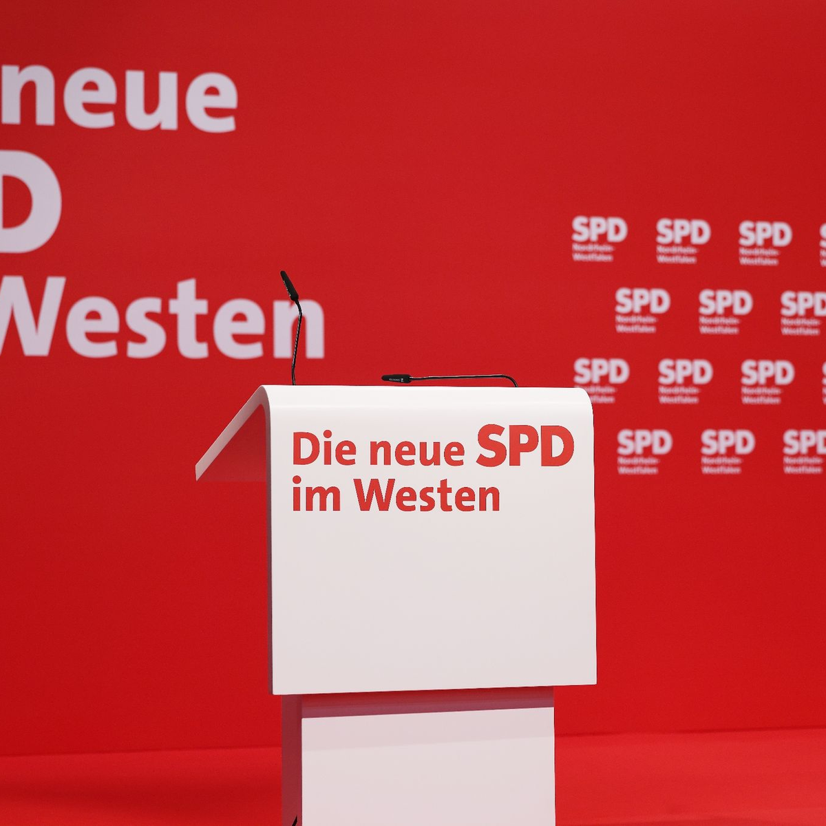 Bei ihrem Landesparteitag in Münster wählt die nordrhein-westfälische SPD einen neuen Landesvorstand. - Foto: David Young/dpa