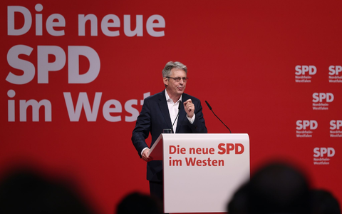 Achim Post stellte sich auf dem SPD-Landesparteitag als Kandidat für den Vorsitz der nordrhein-westälischen SPD vor - mit Erfolg. - Foto: David Young/dpa