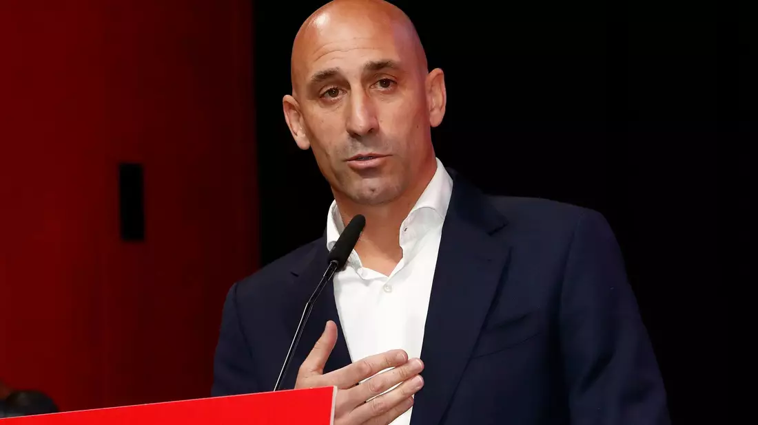 Die spanische Staatsanwaltschaft hat ein Ermittlungsverfahren gegen Luis Rubiales eingeleitet. - Bild: RFEF/Europa Press/AP/dpa
