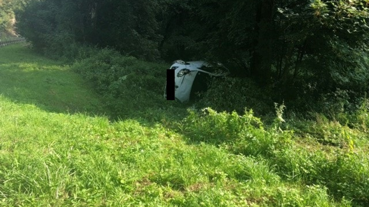 POL-PDTR: Leichtverletzter bei PKW-Überschlag - Foto: presseportal.de