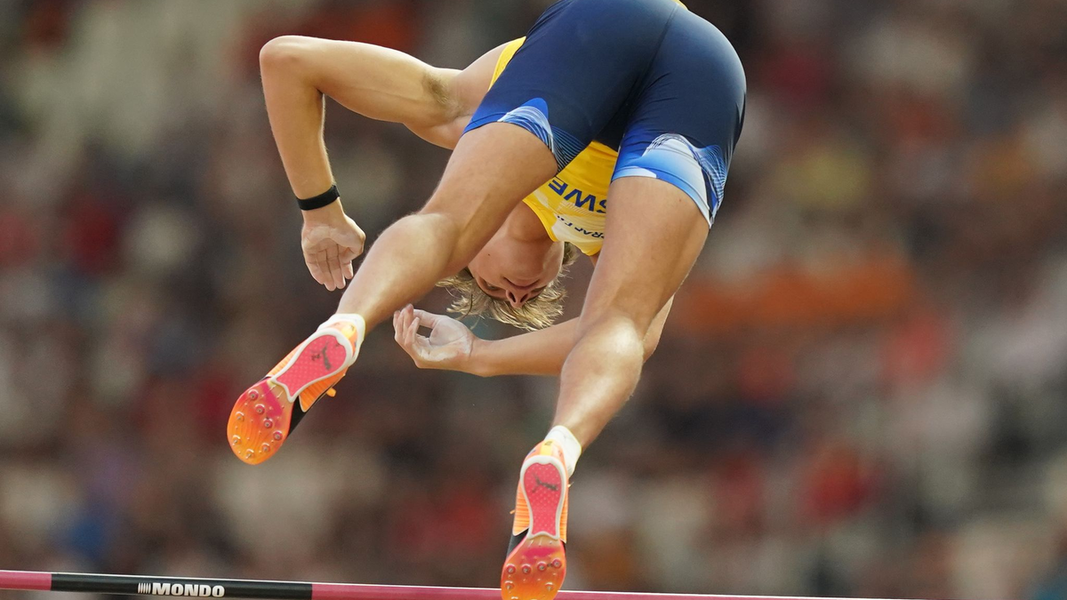 Der nur «Mondo» genannte Armand Duplantis aus Schweden überquerte beim Diamond-League-Finale in Eugene 6,23 Meter. - Foto: Marcus Brandt/dpa