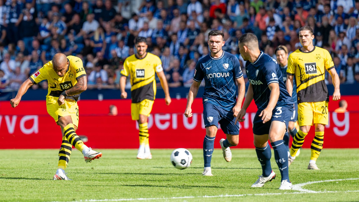 Donyell Malen erzielte den Dortmunder Ausgleich in Bochum. - Foto: David Inderlied/dpa