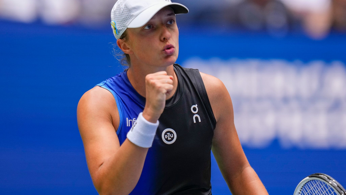 Titelverteidigerin Iga Swiatek hat souverän die zweite Runde bei den US Open erreicht. - Foto: Manu Fernandez/AP/dpa