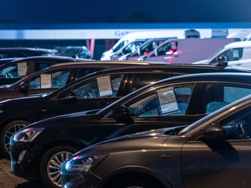 Die US-Zölle belasten die deutschen Autobauer besonders. (Archivbild) - Foto: Hendrik Schmidt/dpa