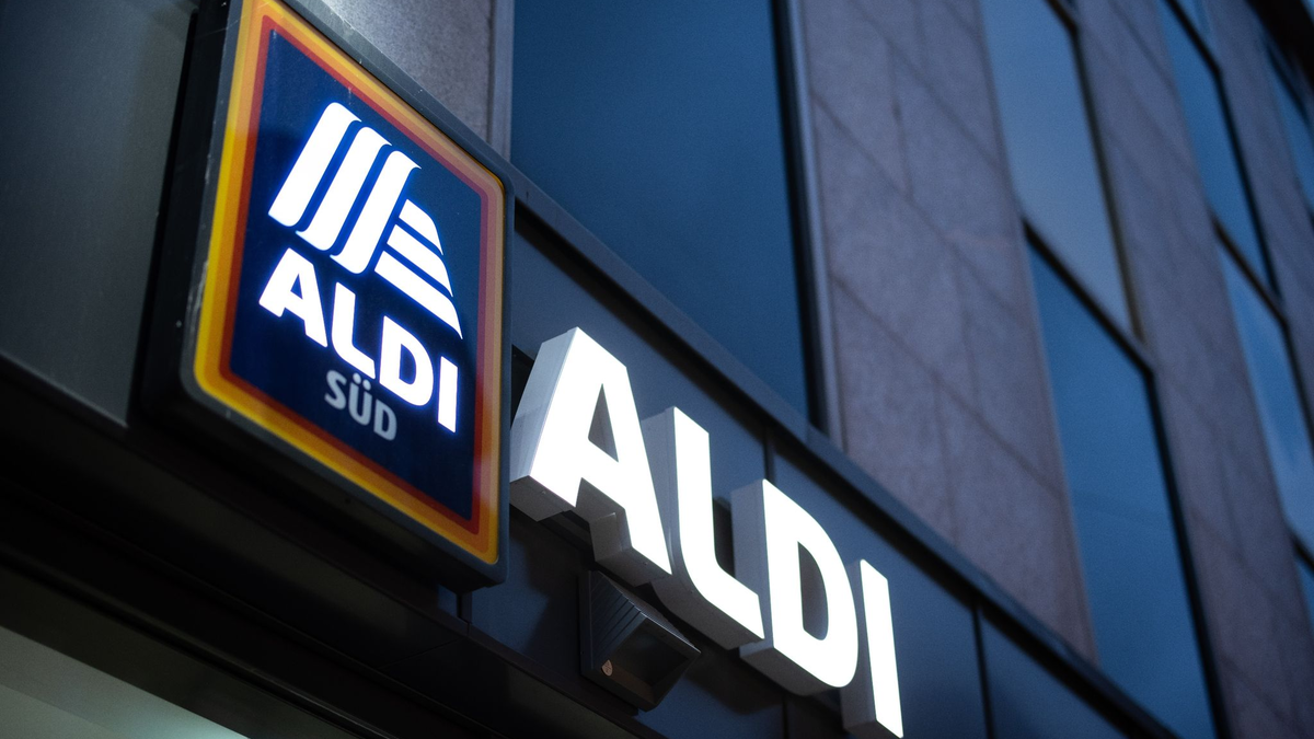Experimente mit Lebensmittel-Lieferungen gab es bisher nur bei Aldi-Auslandstöchtern in den USA, in Großbritannien und der Schweiz. - Foto: Marcel Kusch/dpa