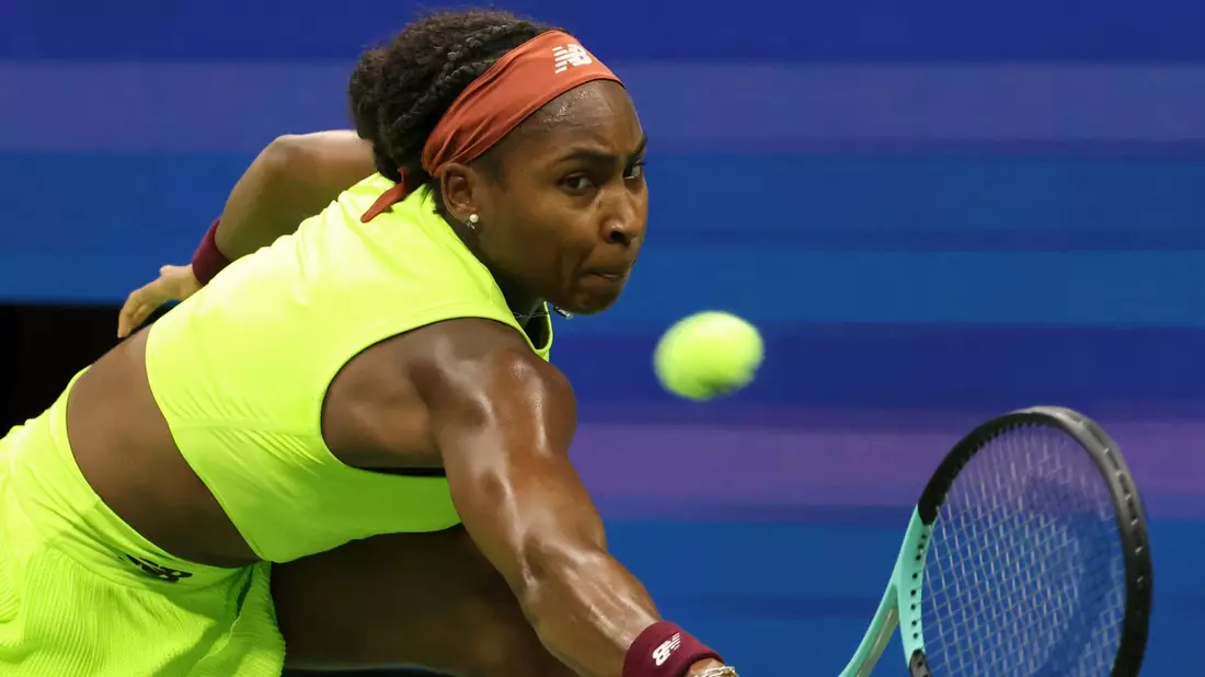 US-Amerikanerin Coco Gauff setzt sich beim Match durch. - Bild: Jason DeCrow/AP/dpa