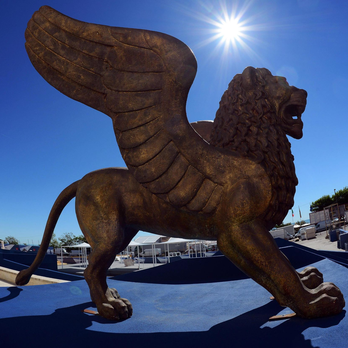Der geflügelte Goldene Löwe, Symbol des Internationalen Filmfestspiele von Venedig. - Foto: Claudio Onorati/ANSA/epa/dpa