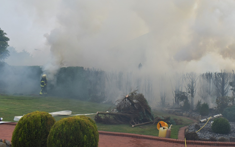 LPI-NDH: Brand Mehrfamilienhaus - Foto: presseportal.de
