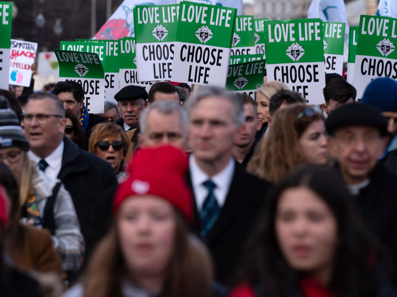 Abtreibungsgegner beim «March for Life» («Marsch für das Leben») in Washington am 20.01.2023. - Foto: Jose Luis Magana/AP/dpa