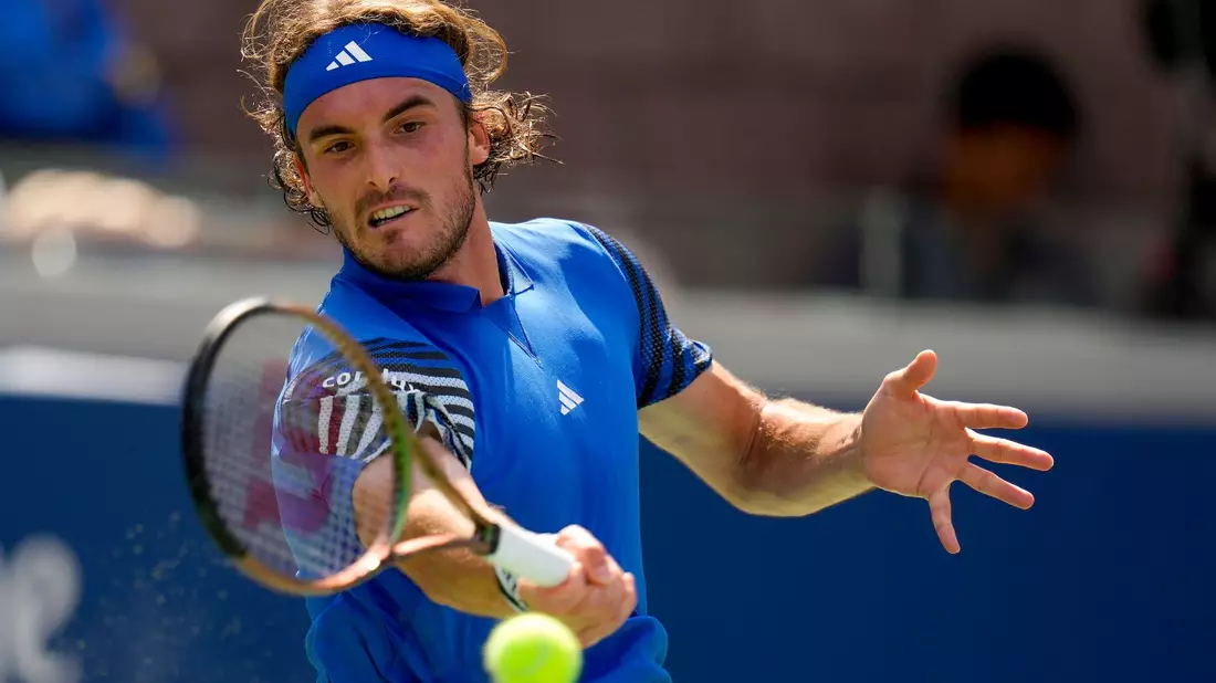 Stefanos Tsitsipas musste sich dem Schweizer Dominic Stricker geschlagen geben. - Bild: Manu Fernandez/AP/dpa