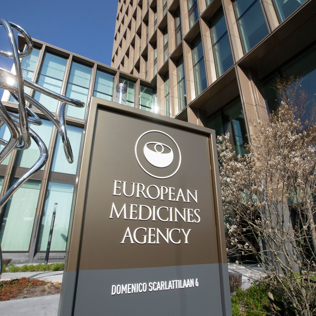 Europäische Arzneimittelbehörde (EMA) empfiehlt die Zulassung eines wichtigen Medikaments. (Archivbild) - Foto: Peter Dejong/AP/dpa