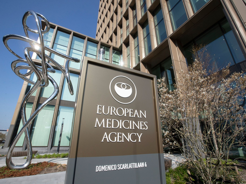 Europäische Arzneimittelbehörde (EMA) empfiehlt die Zulassung eines wichtigen Medikaments. (Archivbild) - Foto: Peter Dejong/AP/dpa