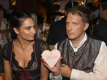 Haben sich getrennt: Oliver Pocher und seine Ehefrau Amira. - Foto: Felix Hörhager/dpa/Archiv