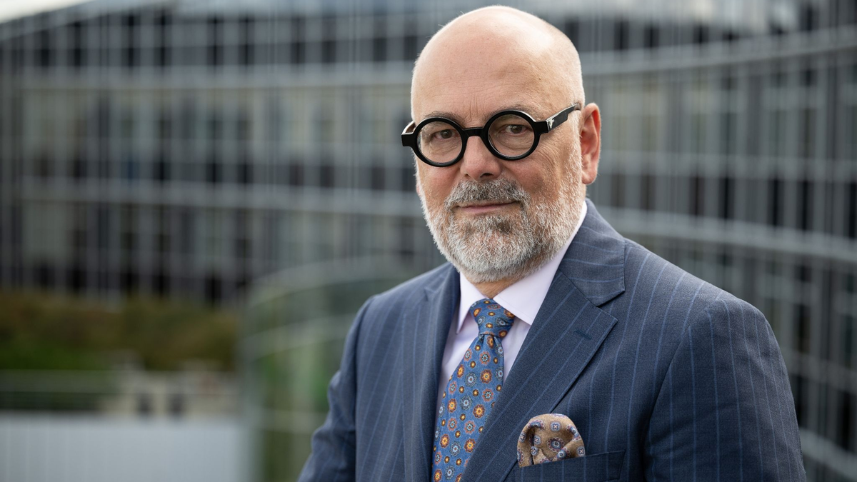 Schleswig-Holsteins früherer Ministerpräsident Torsten Albig (SPD) heuert als Lobbyist beim Tabakkonzern Philip Morris an. - Foto: Hannes P. Albert/dpa