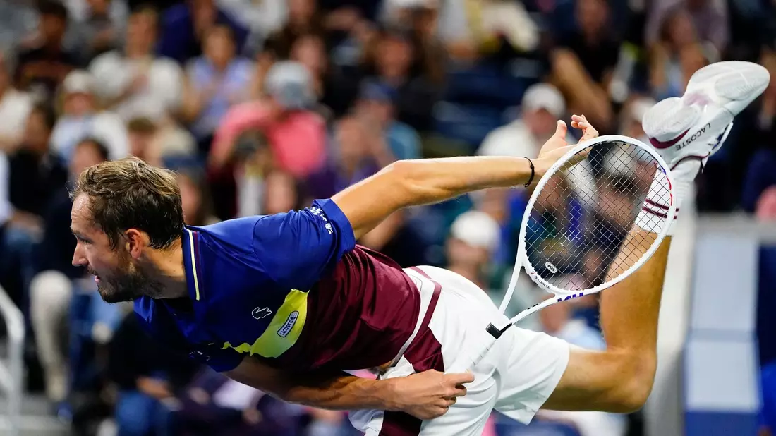 Ruckelig in die dritte Runde: Daniil Medwedew. - Bild: Frank Franklin II/AP